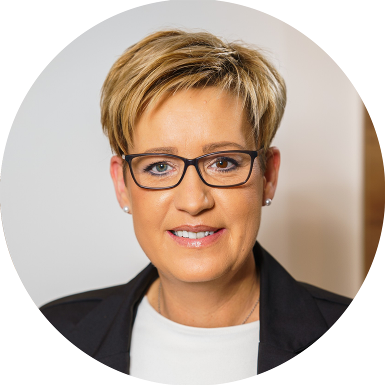 Ilonka-Karrasch Ilonka-Karrasch